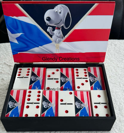 Dominoes with the flag of Puerto Rico and the Snoopy character