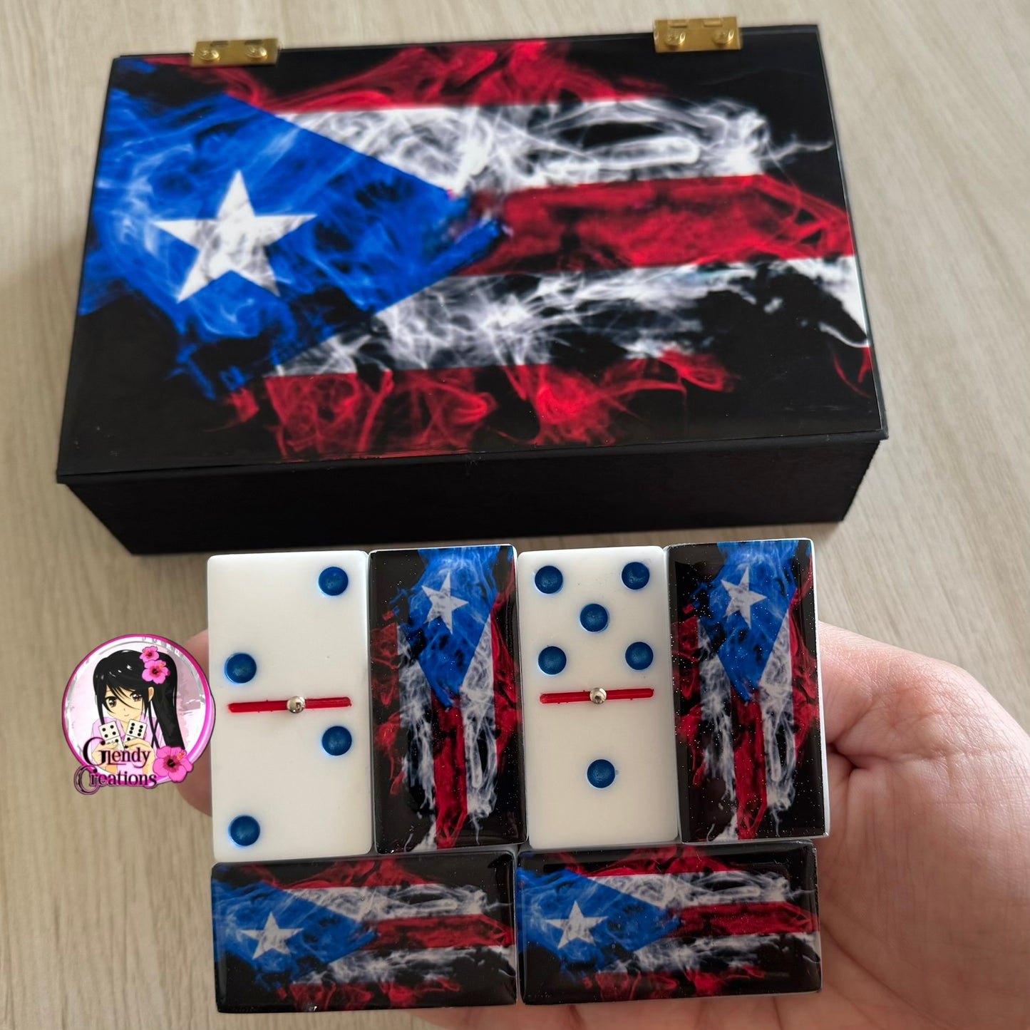 Dominoes con La bandera de Puerto Rico