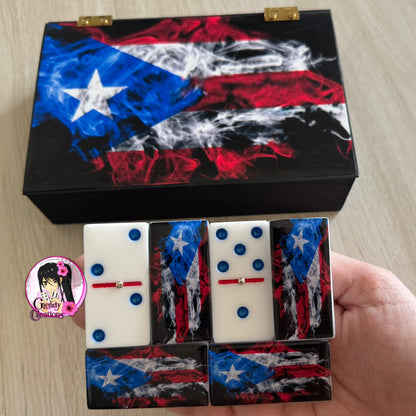 Dominoes con La bandera de Puerto Rico