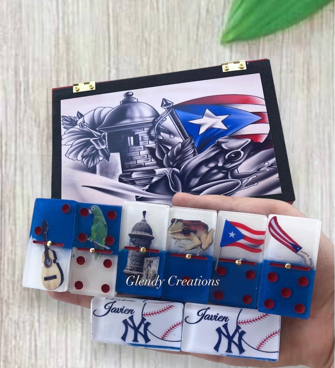 Dominoes with typical things from Puerto Rico and the Yankees logo