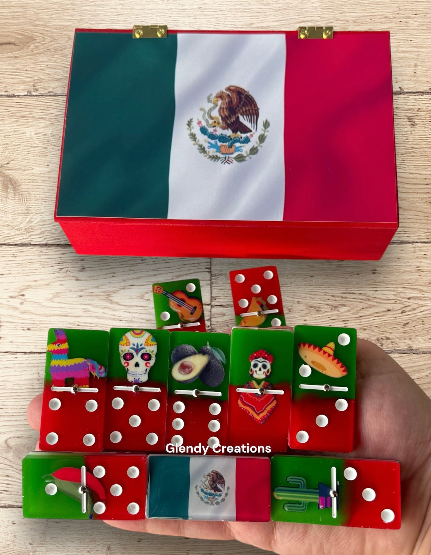 Juegos de Dominoes / cosas típicas de México