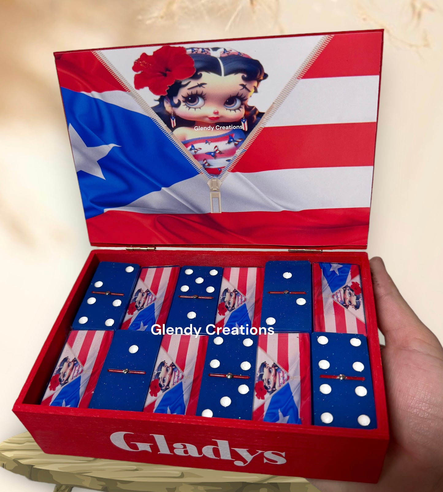 Betty Boop dominoes with the Puerto Rican flag