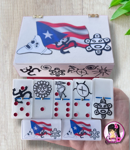 Dominos con símbolos taíno