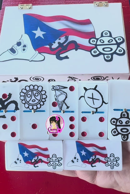 Dominos con símbolos taíno